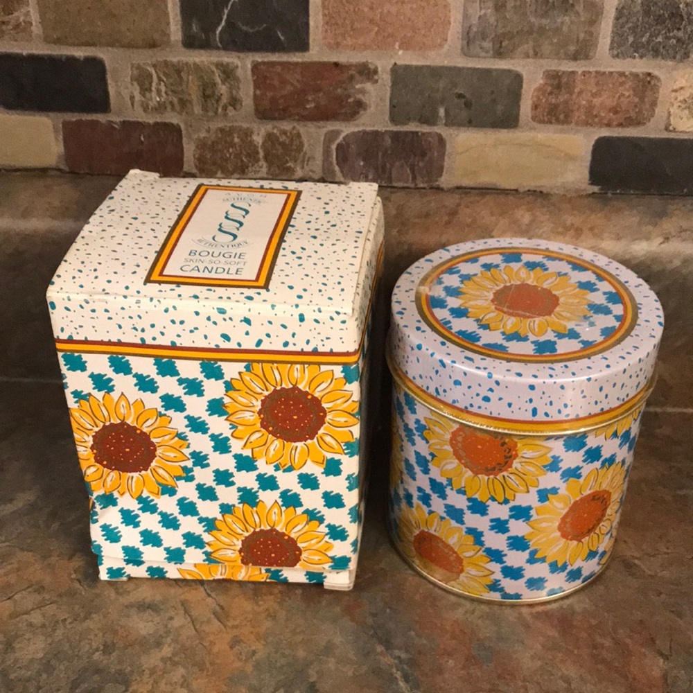Avon Skin So Soft Vintage Sunflower Candle